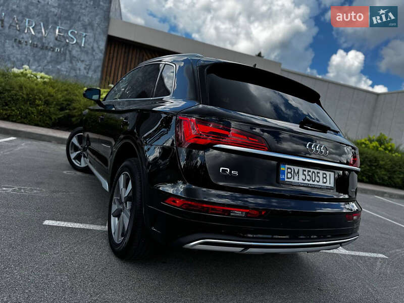Внедорожник / Кроссовер Audi Q5 2023 в Киеве