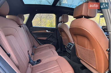 Позашляховик / Кросовер Audi Q5 2022 в 