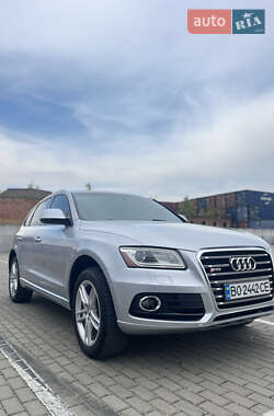 Внедорожник / Кроссовер Audi Q5 2015 в 