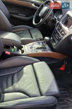 Позашляховик / Кросовер Audi Q5 2012 в 