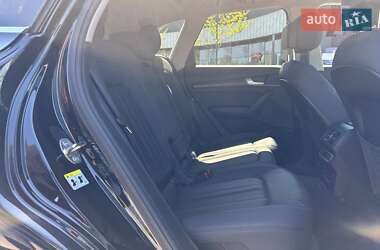 Позашляховик / Кросовер Audi Q5 2020 в 