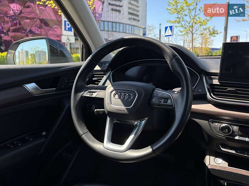 Внедорожник / Кроссовер Audi Q5 2020 в Киеве