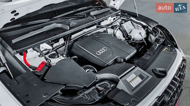 Позашляховик / Кросовер Audi Q5 2023 в Рівному