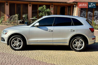 Позашляховик / Кросовер Audi Q5 2012 в 