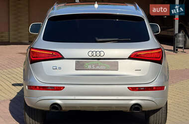 Позашляховик / Кросовер Audi Q5 2012 в 
