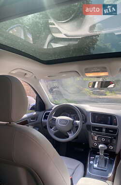 Внедорожник / Кроссовер Audi Q5 2015 в 