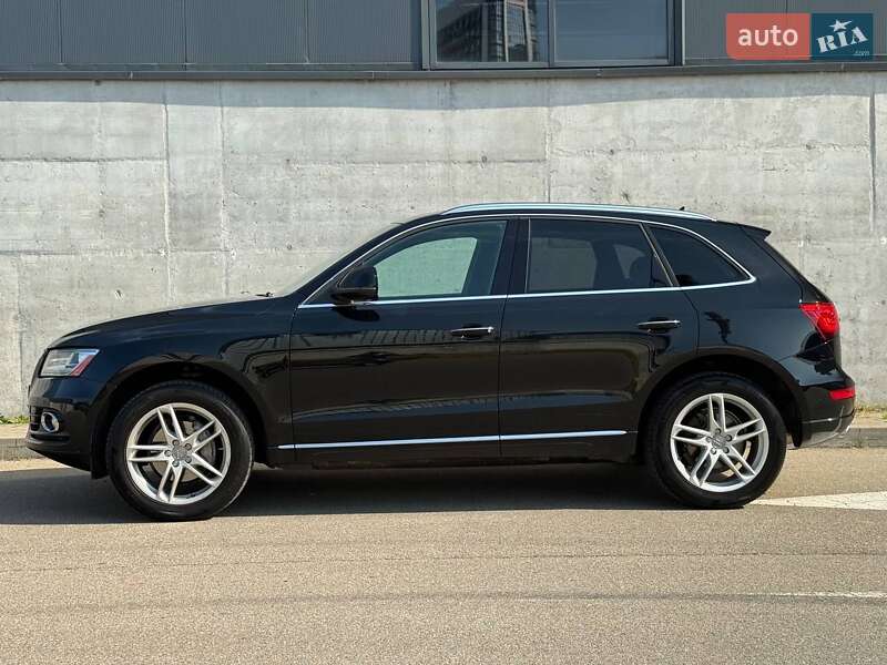 Позашляховик / Кросовер Audi Q5 2014 в 