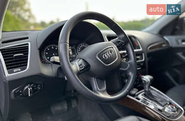 Внедорожник / Кроссовер Audi Q5 2015 в 