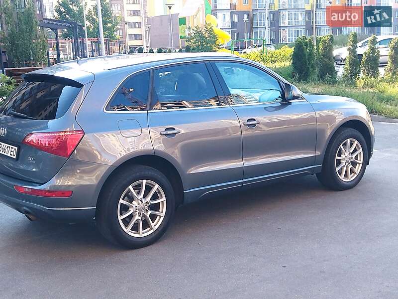 Внедорожник / Кроссовер Audi Q5 2012 в Чернигове