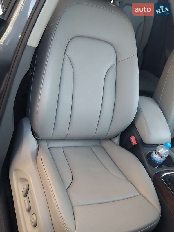 Внедорожник / Кроссовер Audi Q5 2012 в Чернигове