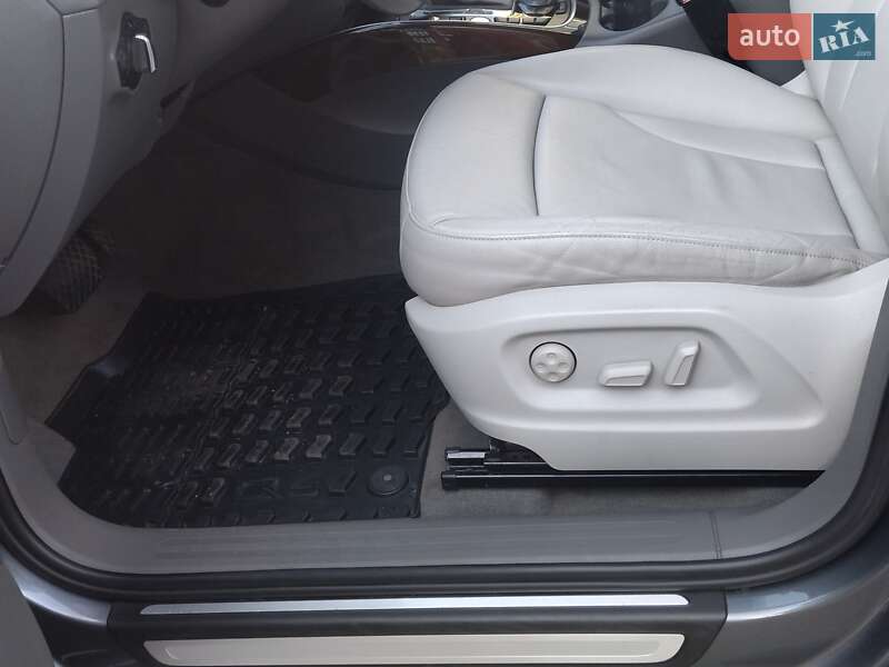 Внедорожник / Кроссовер Audi Q5 2012 в Чернигове