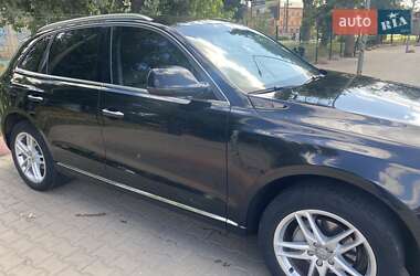 Позашляховик / Кросовер Audi Q5 2016 в 