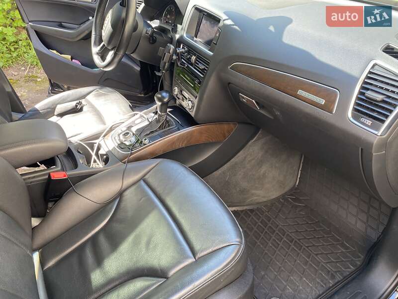 Внедорожник / Кроссовер Audi Q5 2016 в Кривом Роге