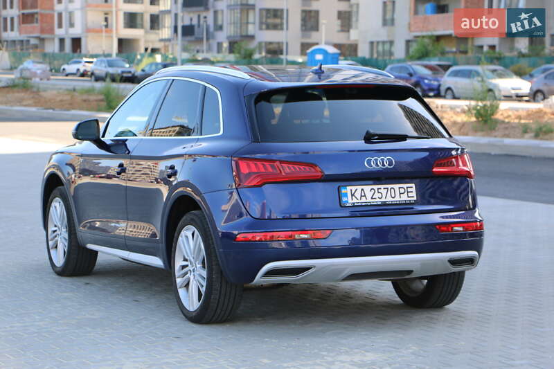 Внедорожник / Кроссовер Audi Q5 2018 в Киеве