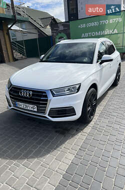 Внедорожник / Кроссовер Audi Q5 2017 в Киеве