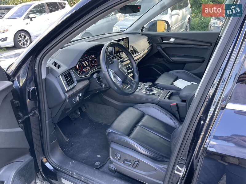 Внедорожник / Кроссовер Audi Q5 2017 в Львове