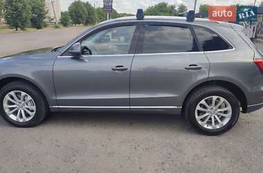 Внедорожник / Кроссовер Audi Q5 2015 в 