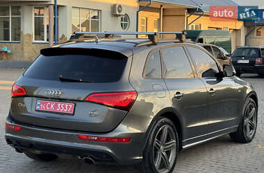 Внедорожник / Кроссовер Audi Q5 2016 в 