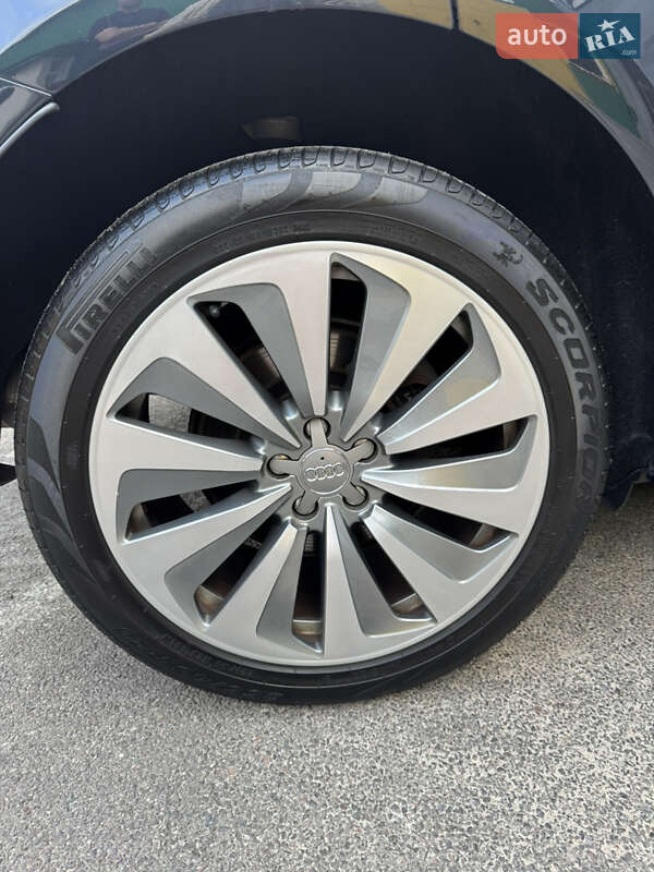 Позашляховик / Кросовер Audi Q5 2013 в Луцьку