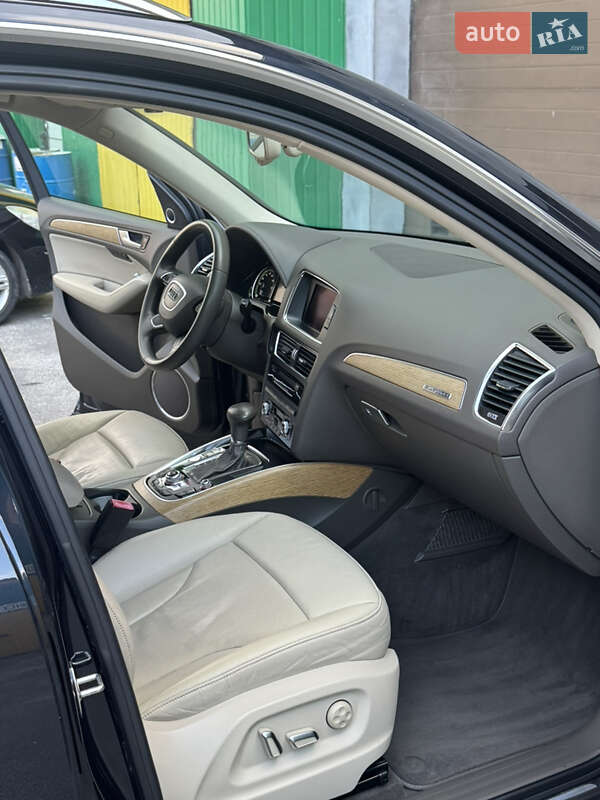 Позашляховик / Кросовер Audi Q5 2013 в Луцьку