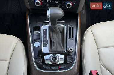 Позашляховик / Кросовер Audi Q5 2013 в 