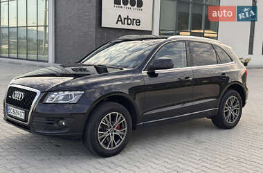 Внедорожник / Кроссовер Audi Q5 2010 в 