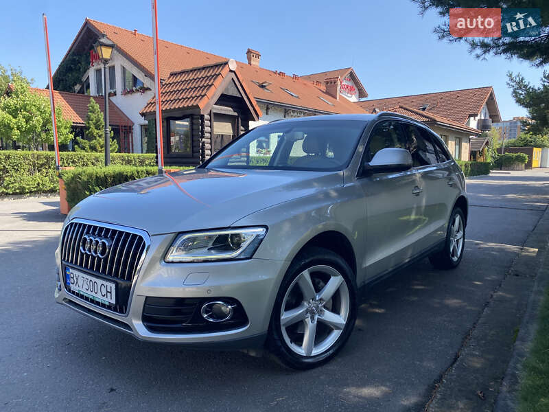 Внедорожник / Кроссовер Audi Q5 2012 в 