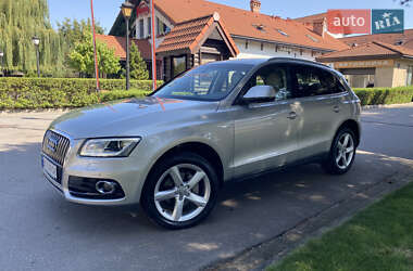 Внедорожник / Кроссовер Audi Q5 2012 в 