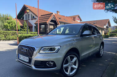 Внедорожник / Кроссовер Audi Q5 2012 в 