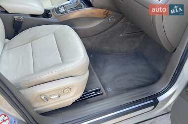 Внедорожник / Кроссовер Audi Q5 2012 в 