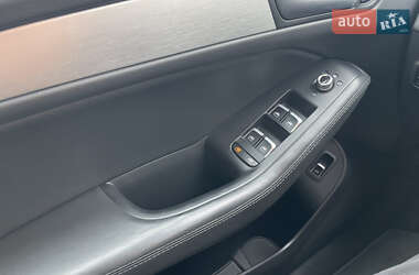 Внедорожник / Кроссовер Audi Q5 2013 в 