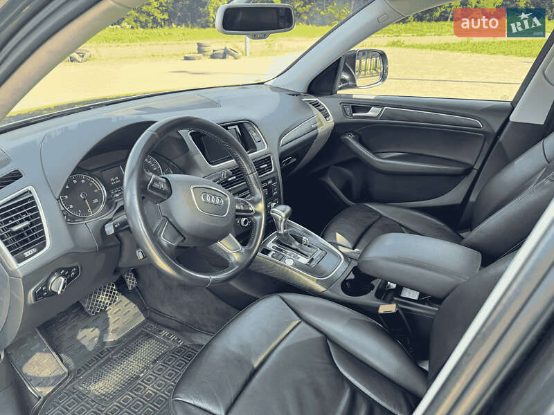 Позашляховик / Кросовер Audi Q5 2015 в Львові