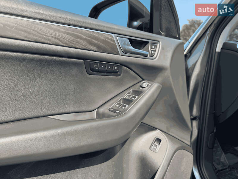 Позашляховик / Кросовер Audi Q5 2015 в Львові