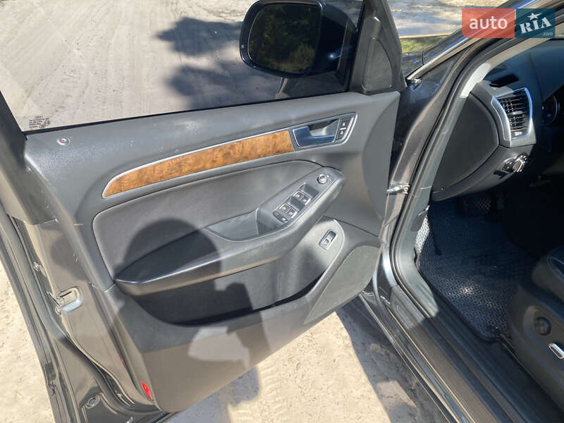 Внедорожник / Кроссовер Audi Q5 2016 в Тараще