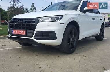 Позашляховик / Кросовер Audi Q5 2017 в Луцьку