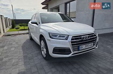 Внедорожник / Кроссовер Audi Q5 2018 в 