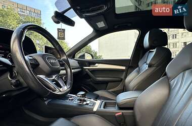 Внедорожник / Кроссовер Audi Q5 2017 в 