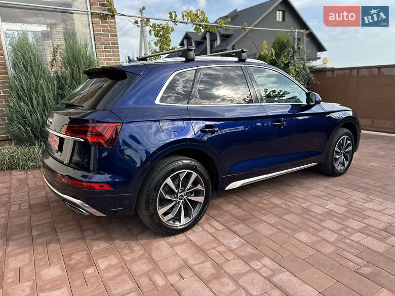 Внедорожник / Кроссовер Audi Q5 2022 в Черновцах