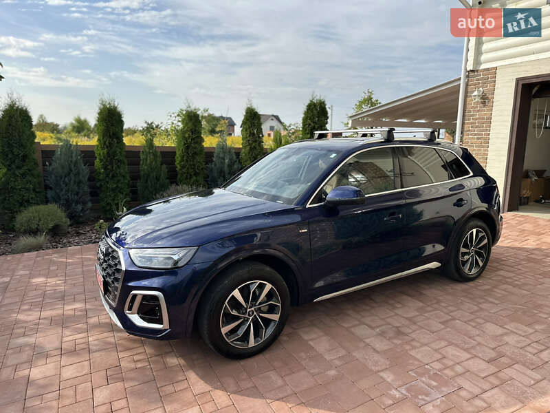 Внедорожник / Кроссовер Audi Q5 2022 в Черновцах
