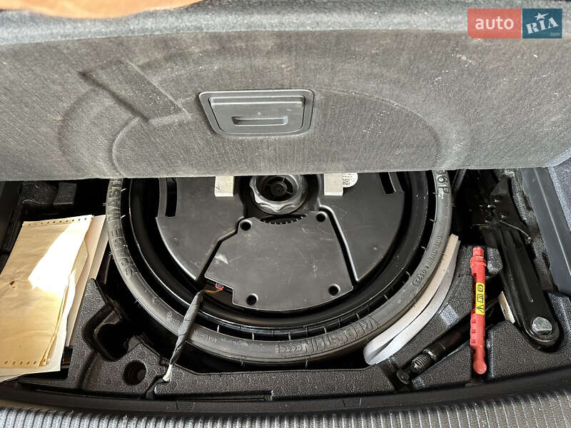 Внедорожник / Кроссовер Audi Q5 2022 в Черновцах