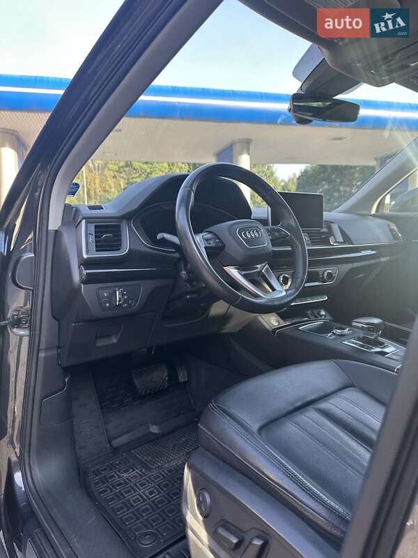 Позашляховик / Кросовер Audi Q5 2018 в Славуті фото 8 Позашляховик / Кросовер Audi Q5 2018 в Славуті
