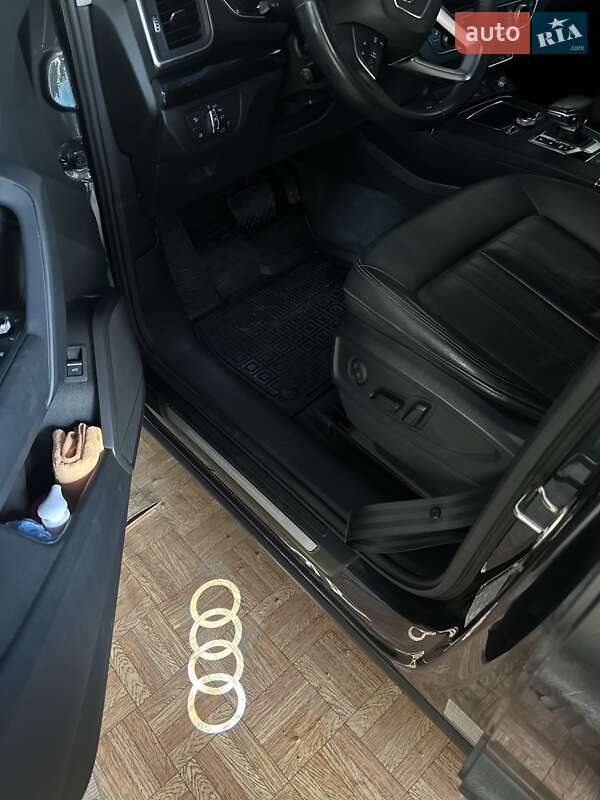 Позашляховик / Кросовер Audi Q5 2018 в Славуті фото 21 Позашляховик / Кросовер Audi Q5 2018 в Славуті