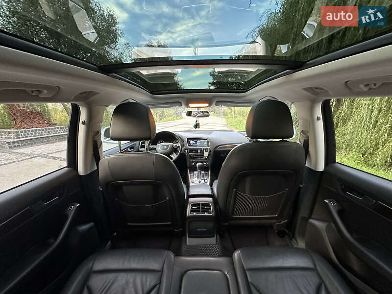 Позашляховик / Кросовер Audi Q5 2016 в Києві