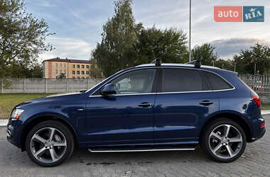 Внедорожник / Кроссовер Audi Q5 2015 в 