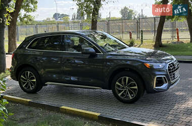 Внедорожник / Кроссовер Audi Q5 2020 в 