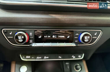 Внедорожник / Кроссовер Audi Q5 2020 в 