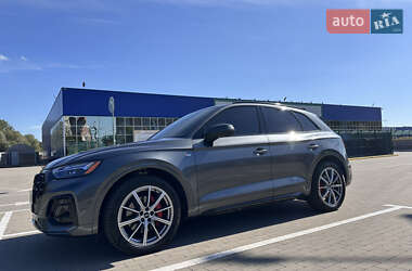 Внедорожник / Кроссовер Audi Q5 2024 в 