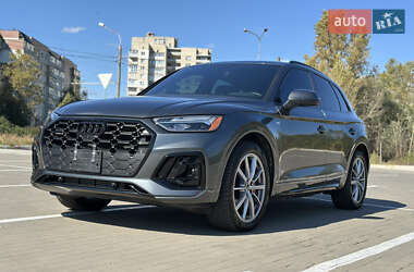 Внедорожник / Кроссовер Audi Q5 2024 в 