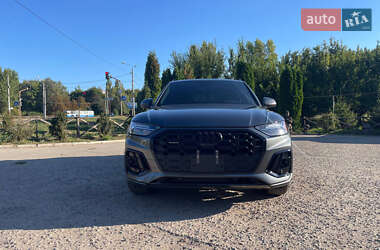 Внедорожник / Кроссовер Audi Q5 2024 в 