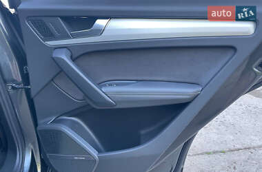 Внедорожник / Кроссовер Audi Q5 2024 в 